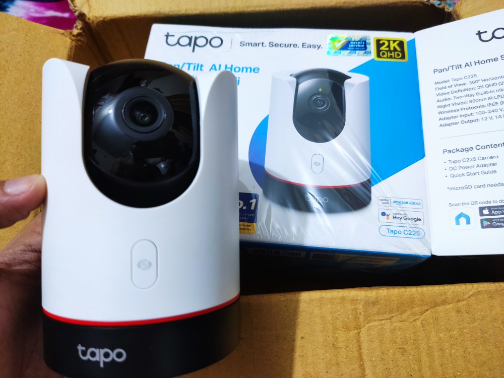 TP-Link Tapo C225 2K 4MP Pan/Tilt AI Home Security Wi-Fi IP Camera with  Night Vision