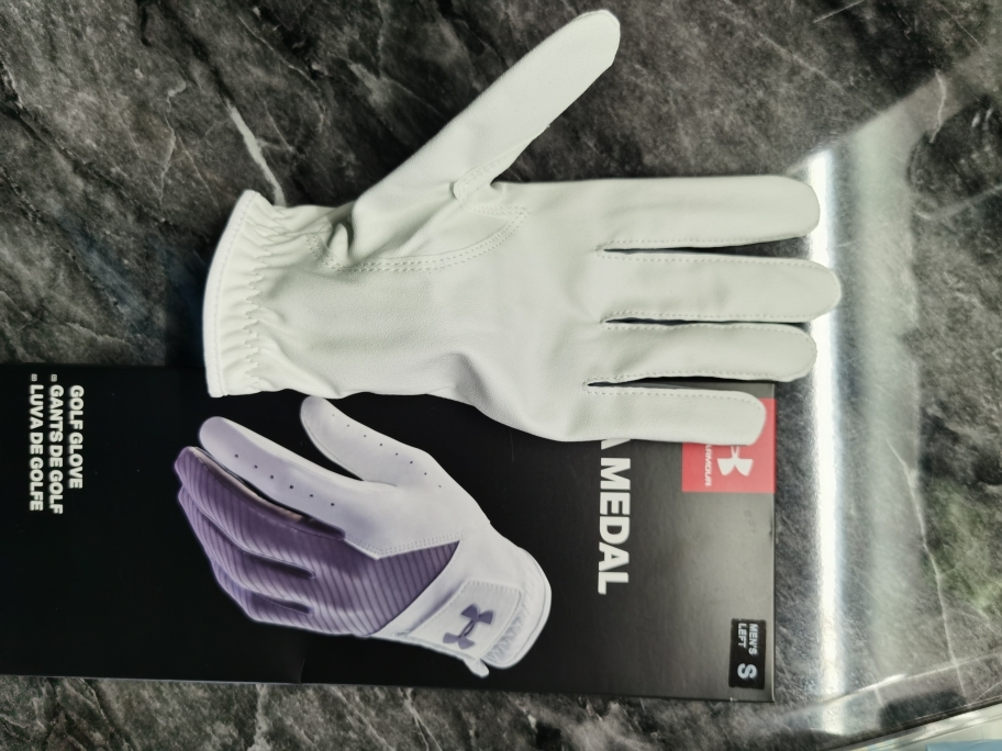 ua medal golf glove