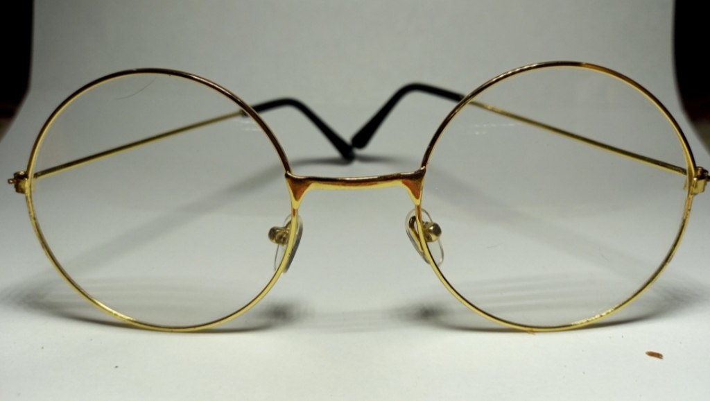 Gold frame glasses clearance round