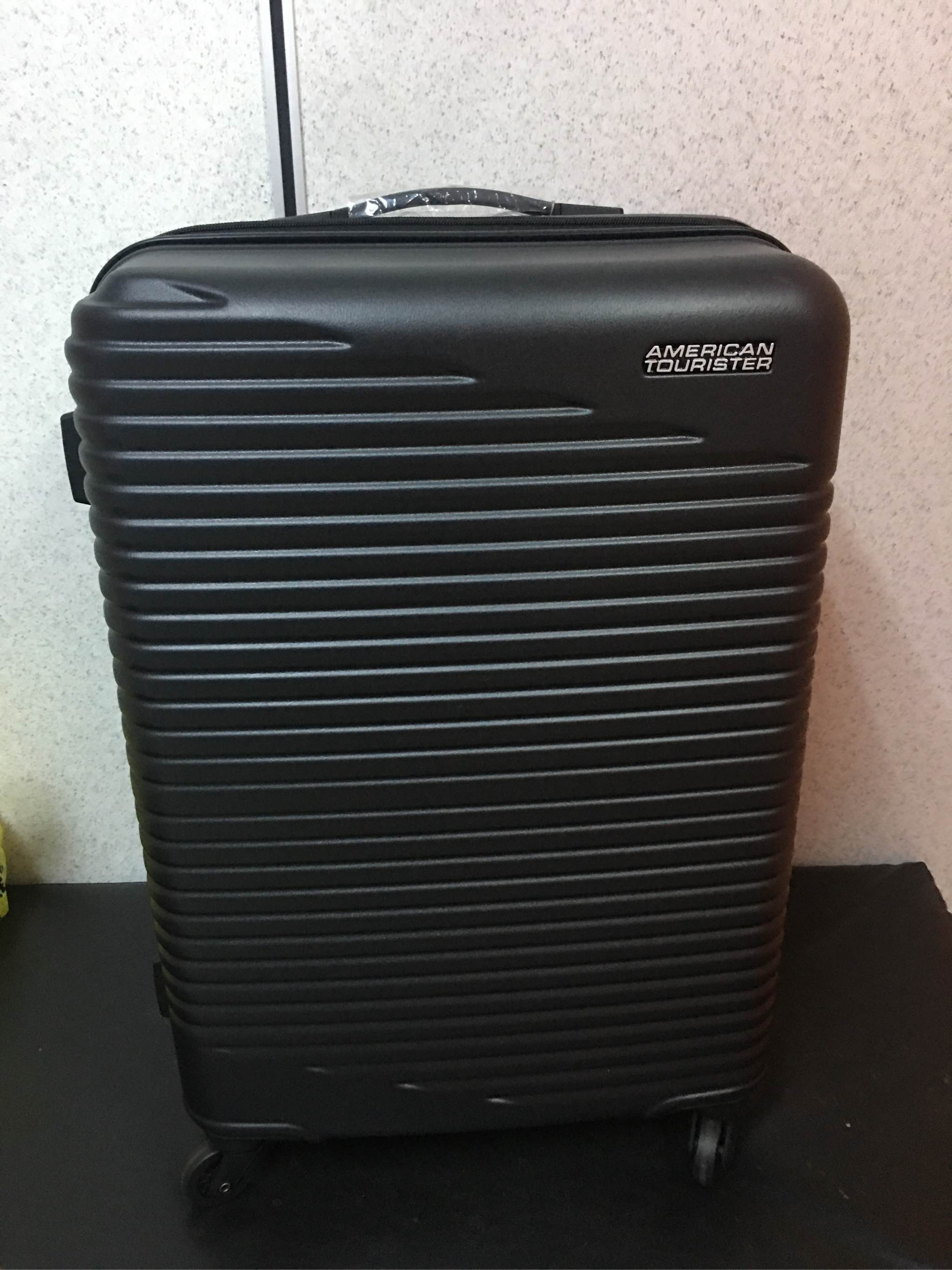 sky park american tourister