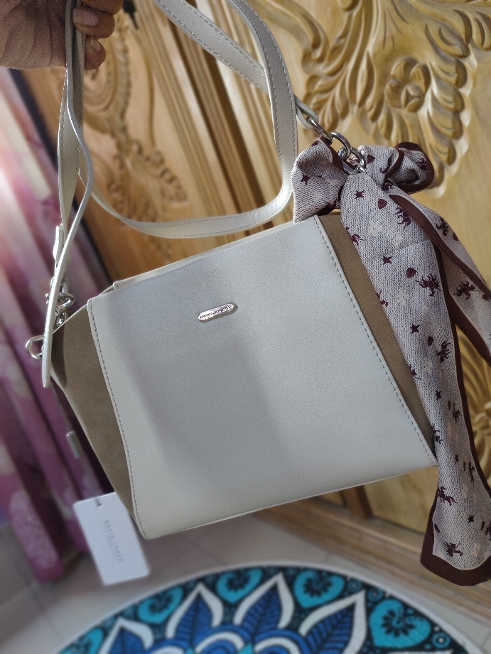 David Jones Paris Handbag/Slingbag, Women's Fashion, Bags & Wallets, Purses  & Pouches on Carousell