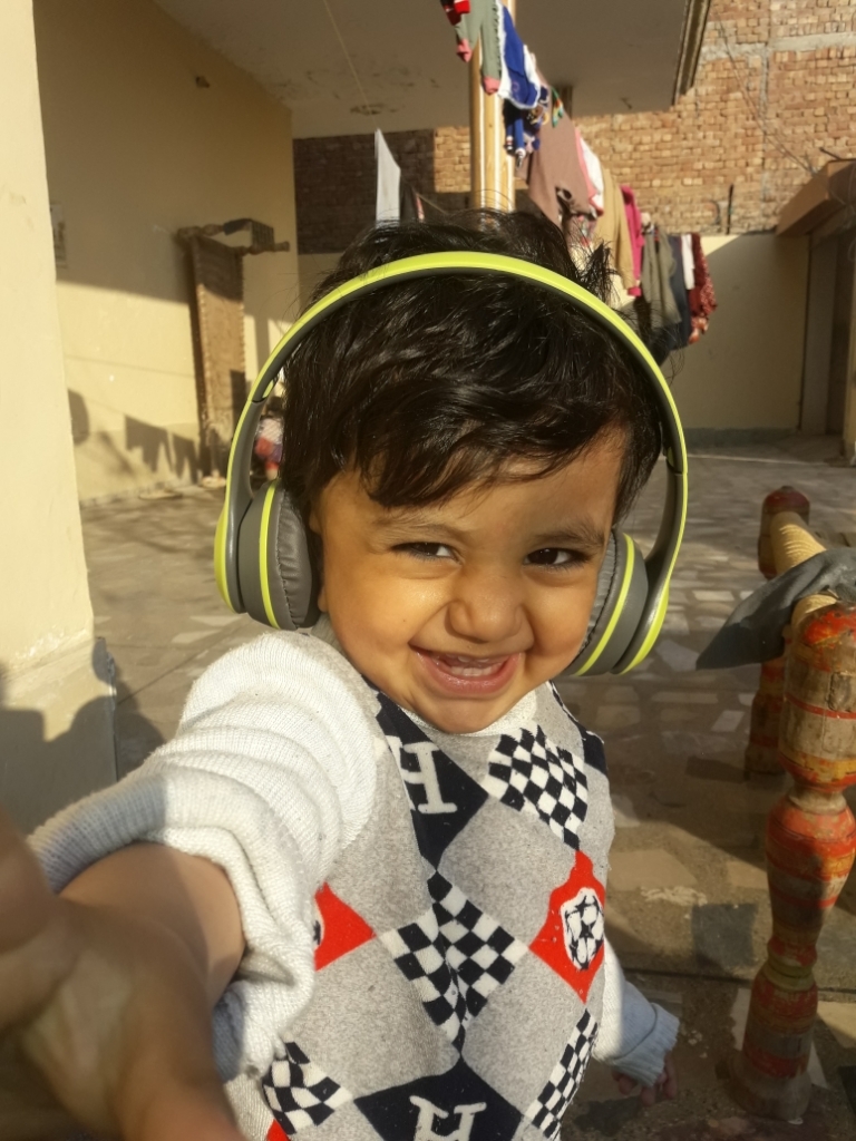  P47 Wireless Bluetooth Foldable Headset With Microphone