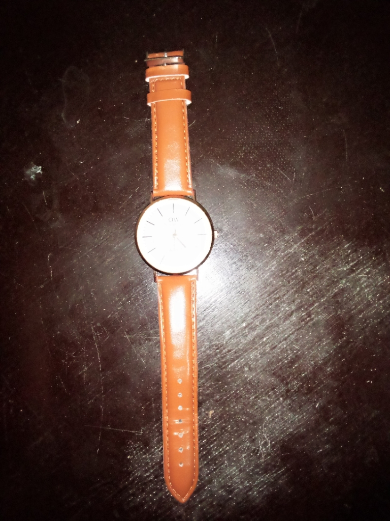  Brown Leather Strap Black Dial Stylish Watch FOr Unisex