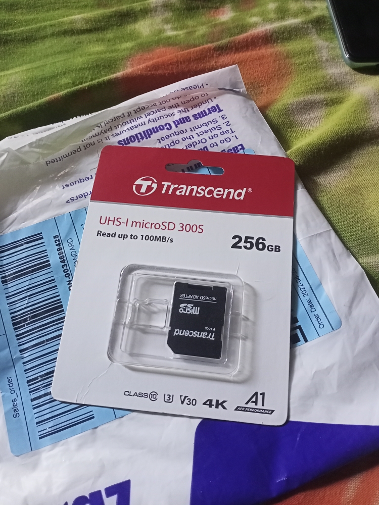Transcend 256GB UHS-I U3 microSD 300S Memory Card - Reliable and durable  design - Large 256GBGB storage capacity