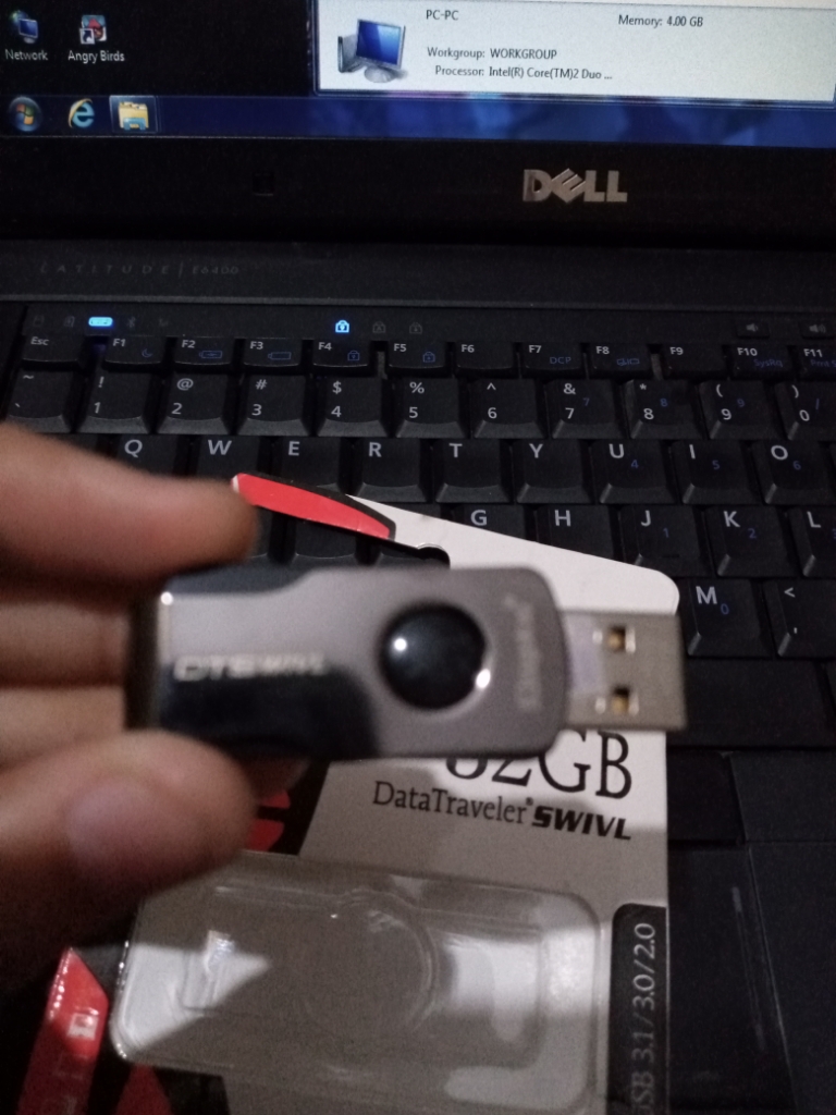  32GB DataTraveler SWIVL USB Flash Memory Stick Drive  6-Months  WARRANTY