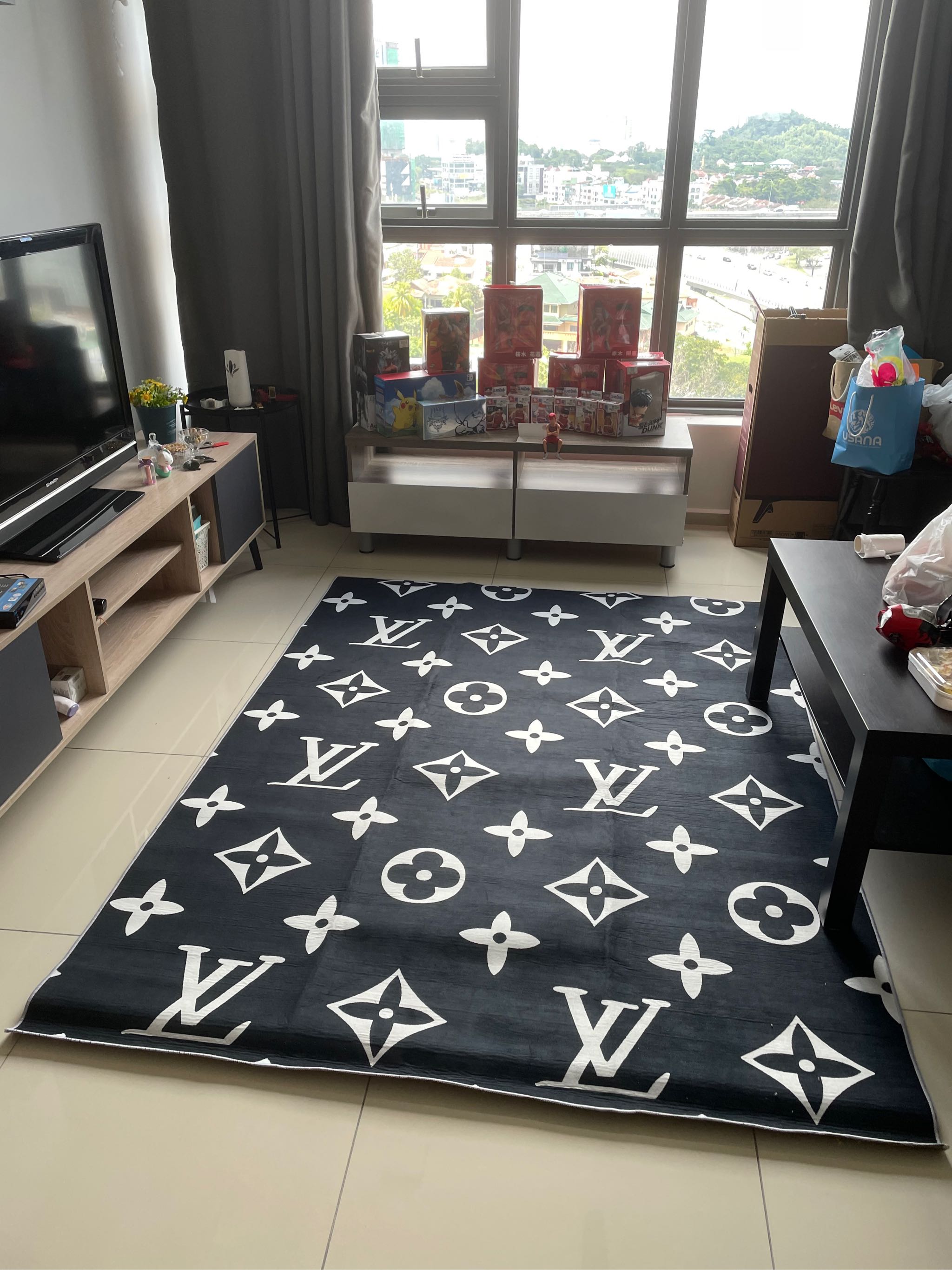 Karpet LOUIS VUITTON carpet