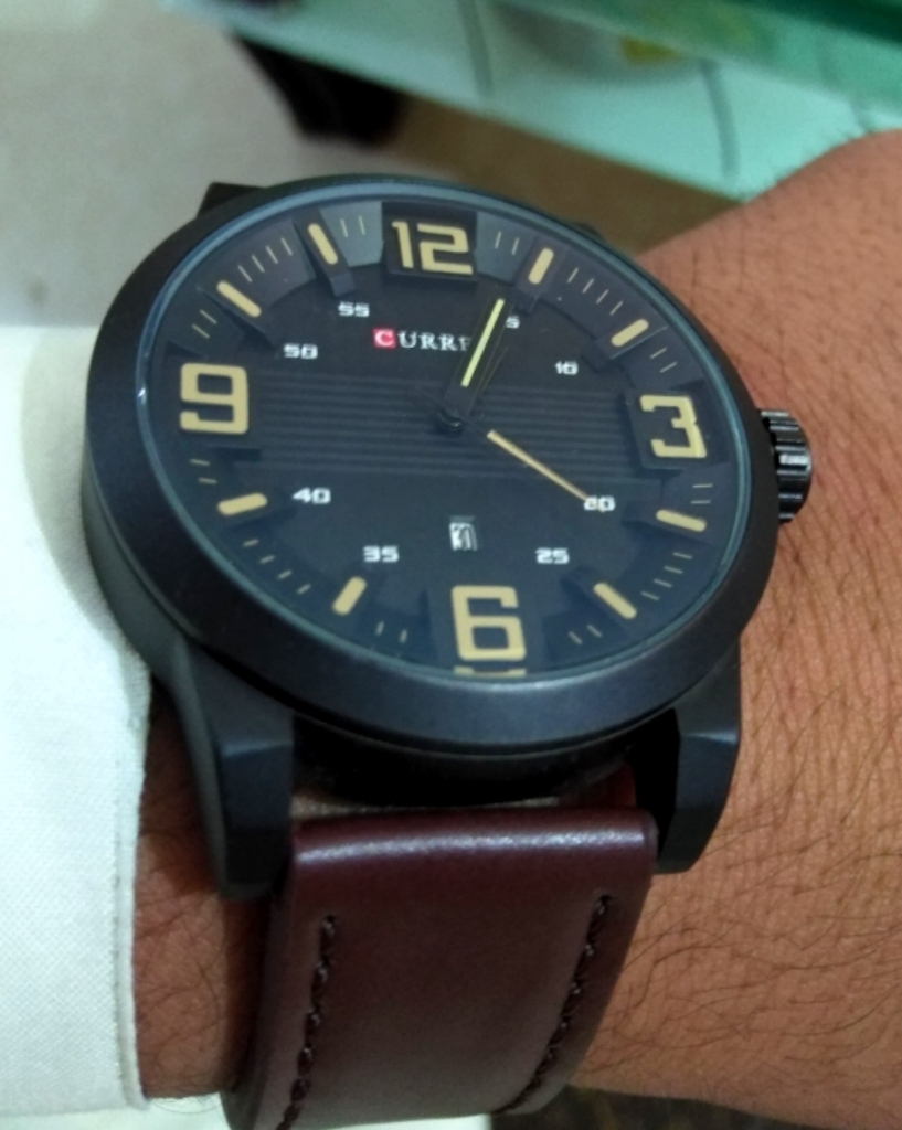  CURREN 8241 Casual Leather Band with Water Resistant Bracelet with Men's Quartz Watch