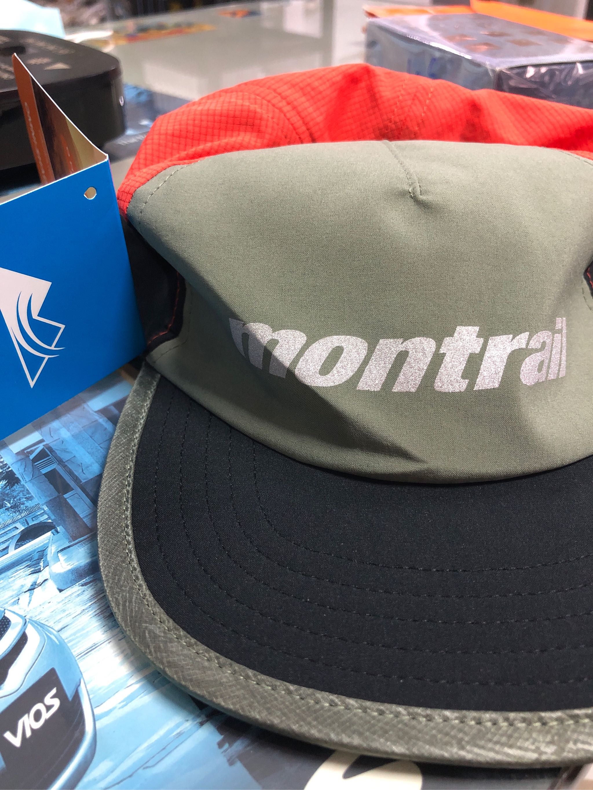 montrail running hat
