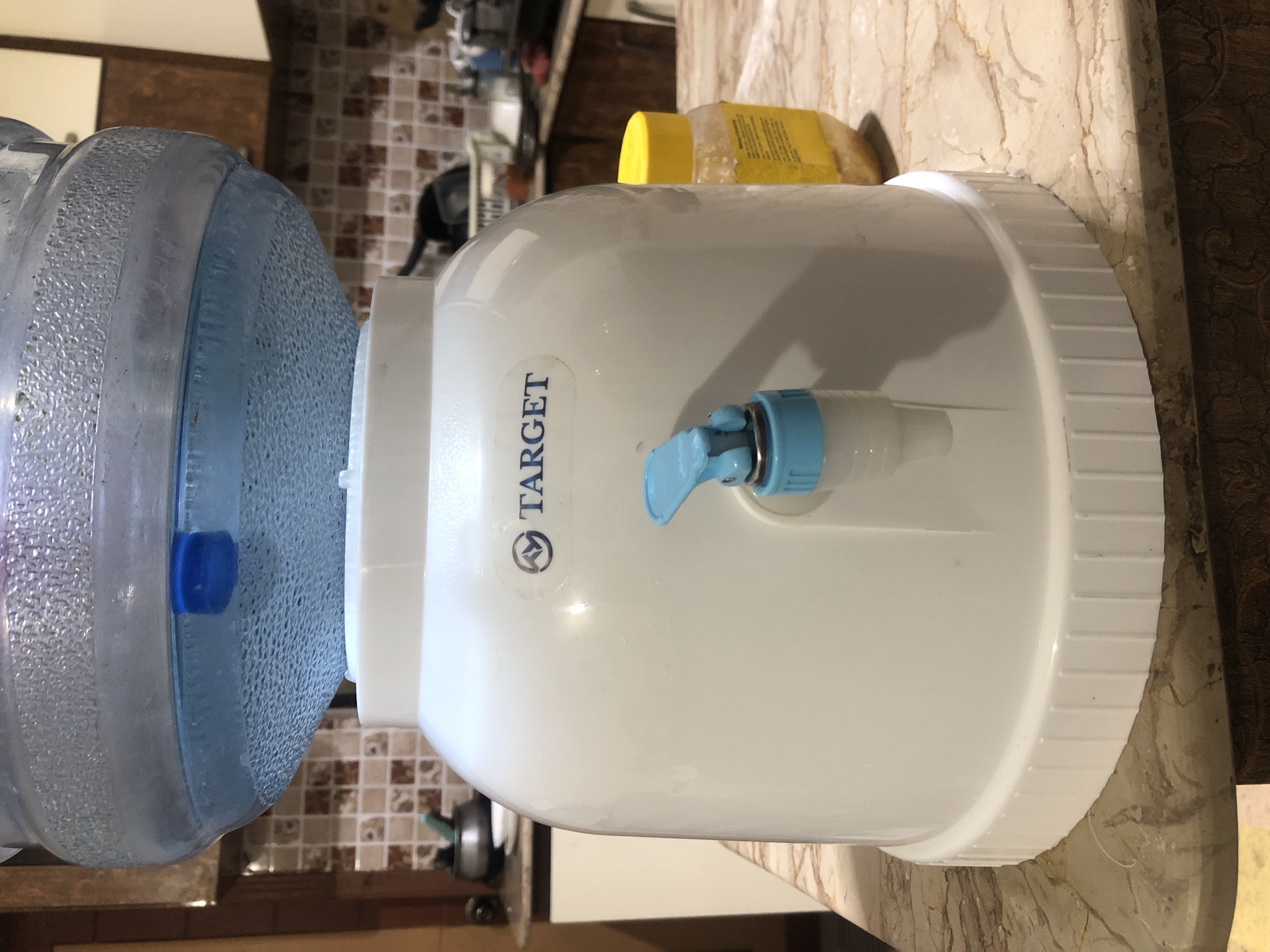 Benchtop water cooler target