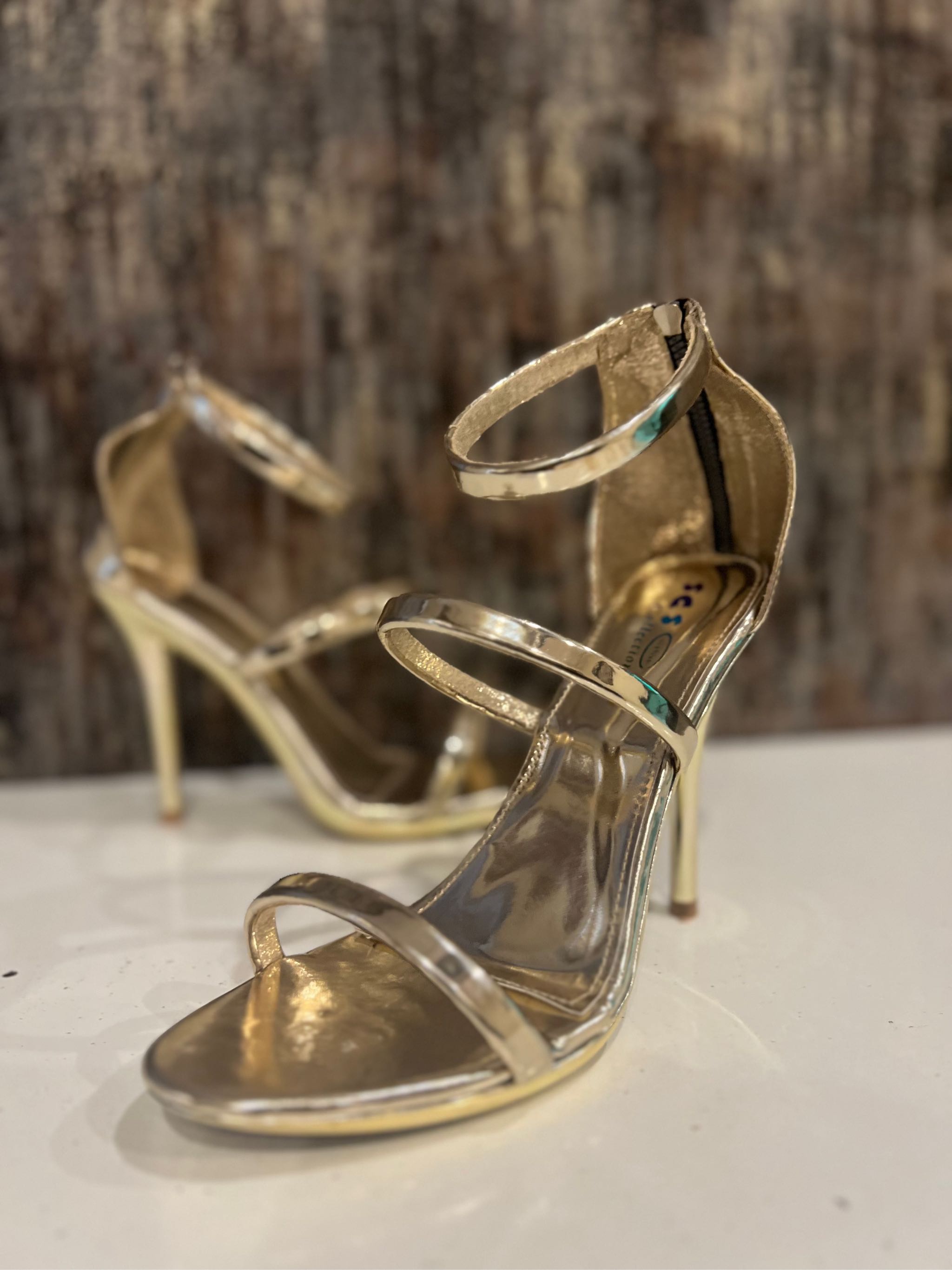 Women Golden Fancy Heel Shoes SH0289 – ForeverTraders