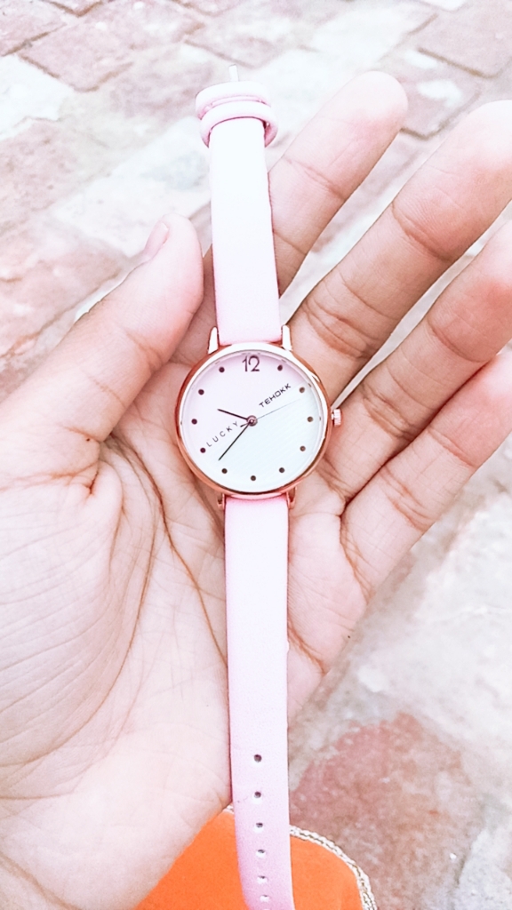  Trendy Watch For Women in unique Design 2020 Premium Quality Watch for Girls Best Watch For Ladies
