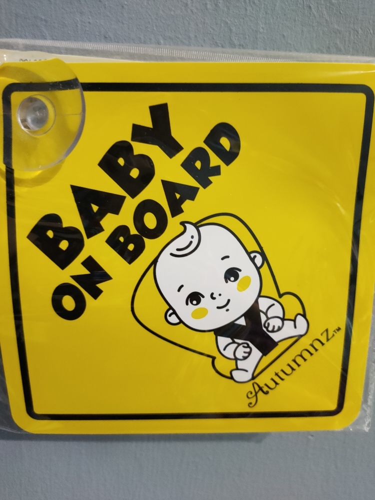 Autumnz - Baby On Board Sign (Happy Ride) *Yellow*
