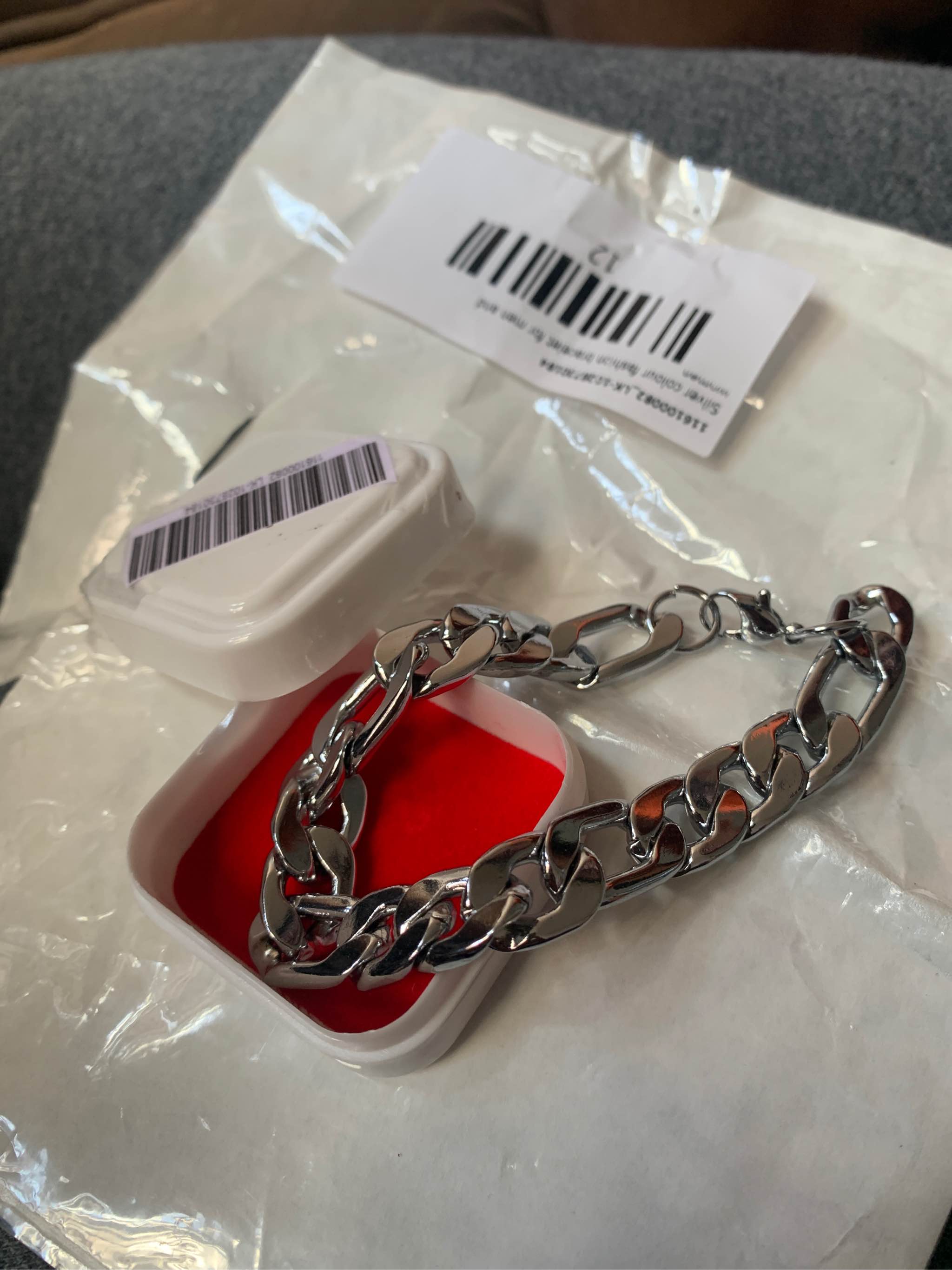 Lv Chain Links Bracelet M68273