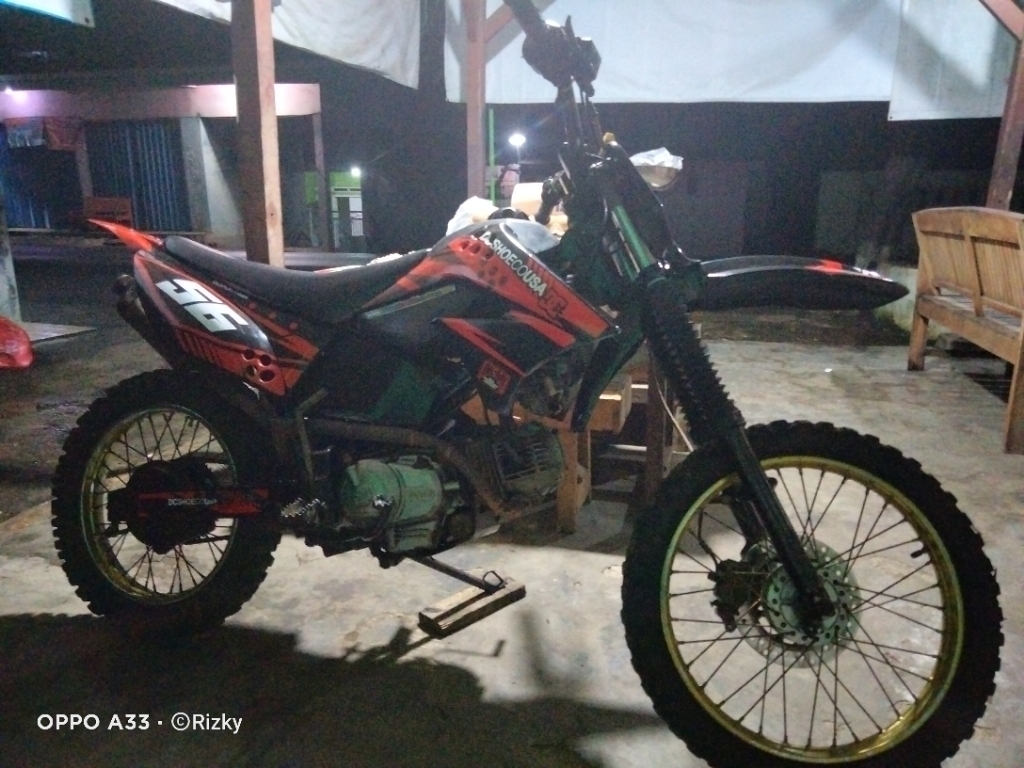 Striping Variasi Stiker Lis Motor Decal KLX Lama L KLX 150 L KLX S Sticker Di Laminasi Tahan Gores Lazada Indonesia