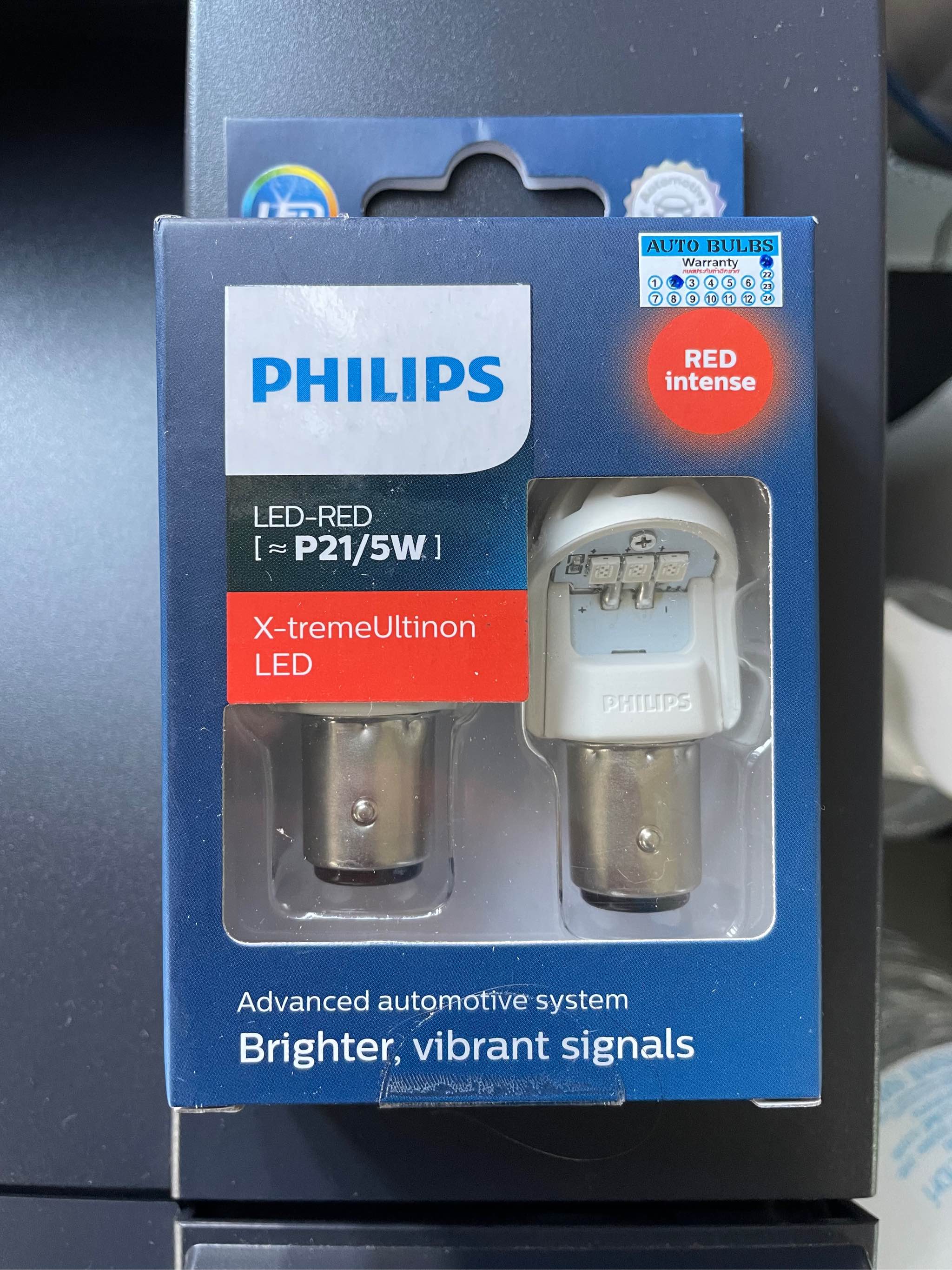หลอดไฟท้าย LED Philips X-treme Ultinon LED gen2 car signalling bulb สีแดง  รุ่นใหม่ ของแท้ ประกัน 3 ปี