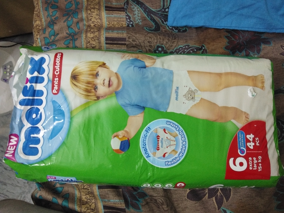  Molfix - Baby Pants Pull Ups Extra Large  44 Pcs Jumbo Pack 15+ Kgs - Size 6