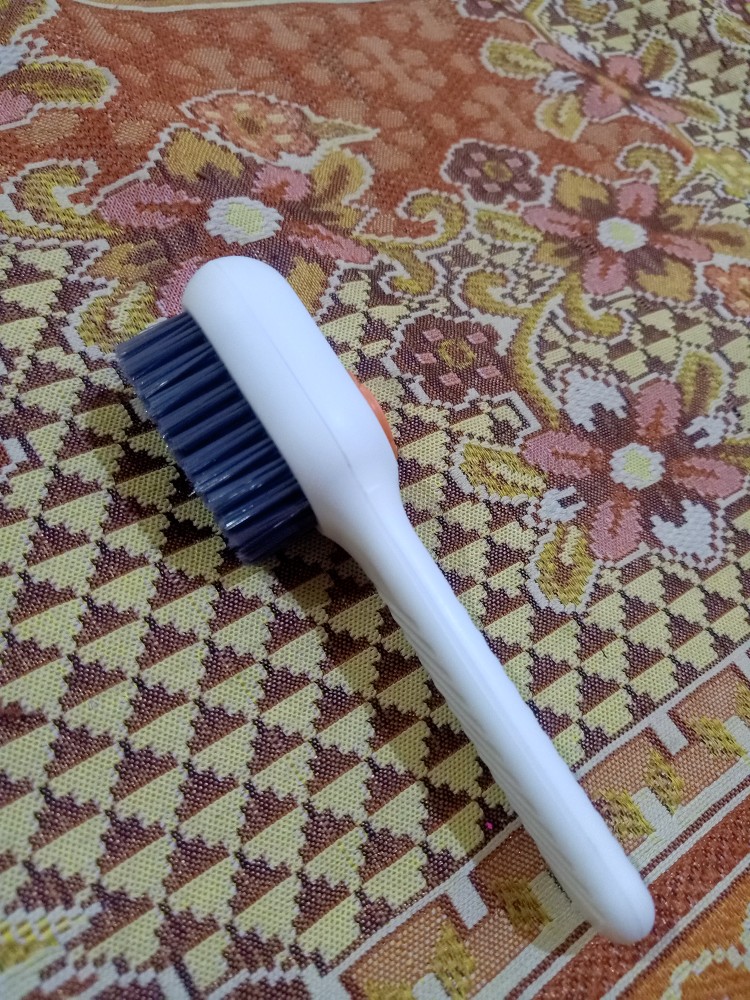 Kunnozz Multifunctional Liquid Shoe Brush Adding Soft Fur Cleaning