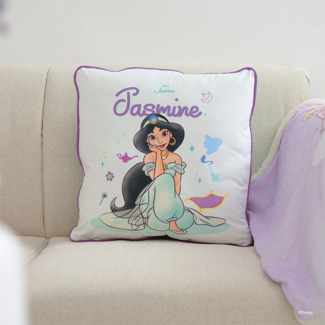 Koncept Furniture หมอนอิง DISNEY รุ่น PRINCESS COLLECTION ลาย JASMINE-01 ราคา 650 บาท*ส่งฟรี