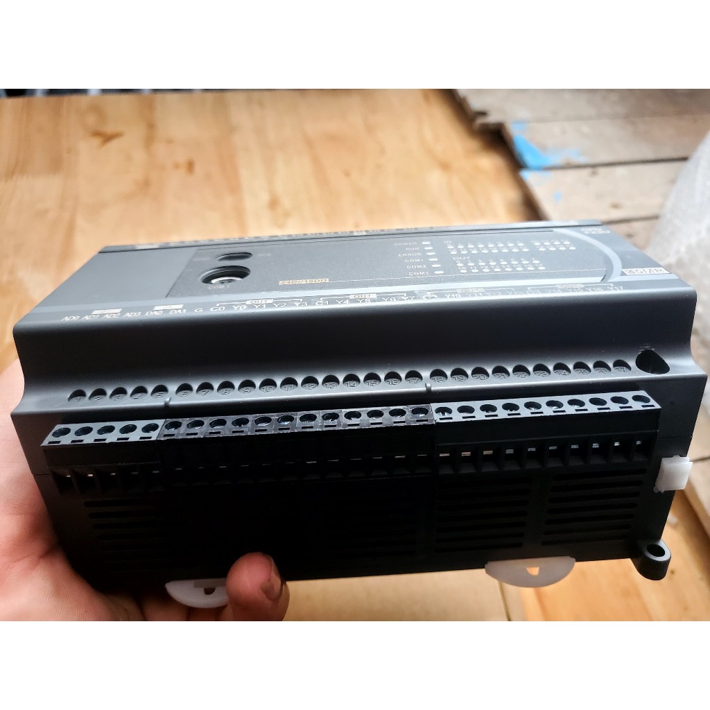 Bộ lập trình PLC LK3U FX3U 14 16 20 24 30 32MT 32MR 48 64 MT MR MRT AD2DA phát xung 4/8 TRỤC RTC Modbus RTU RS485 ADPRW. TGT - FX3U-44MT RS232 DVP