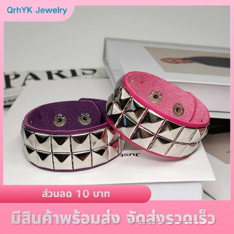 QKJ สร้อยข้อมือหนัง PU สไตล์พังก์ยุค90วินเทจพร้อมหนามแหลมสามแถวตัวหนา ราคา 27 บาท*ส่งฟรี