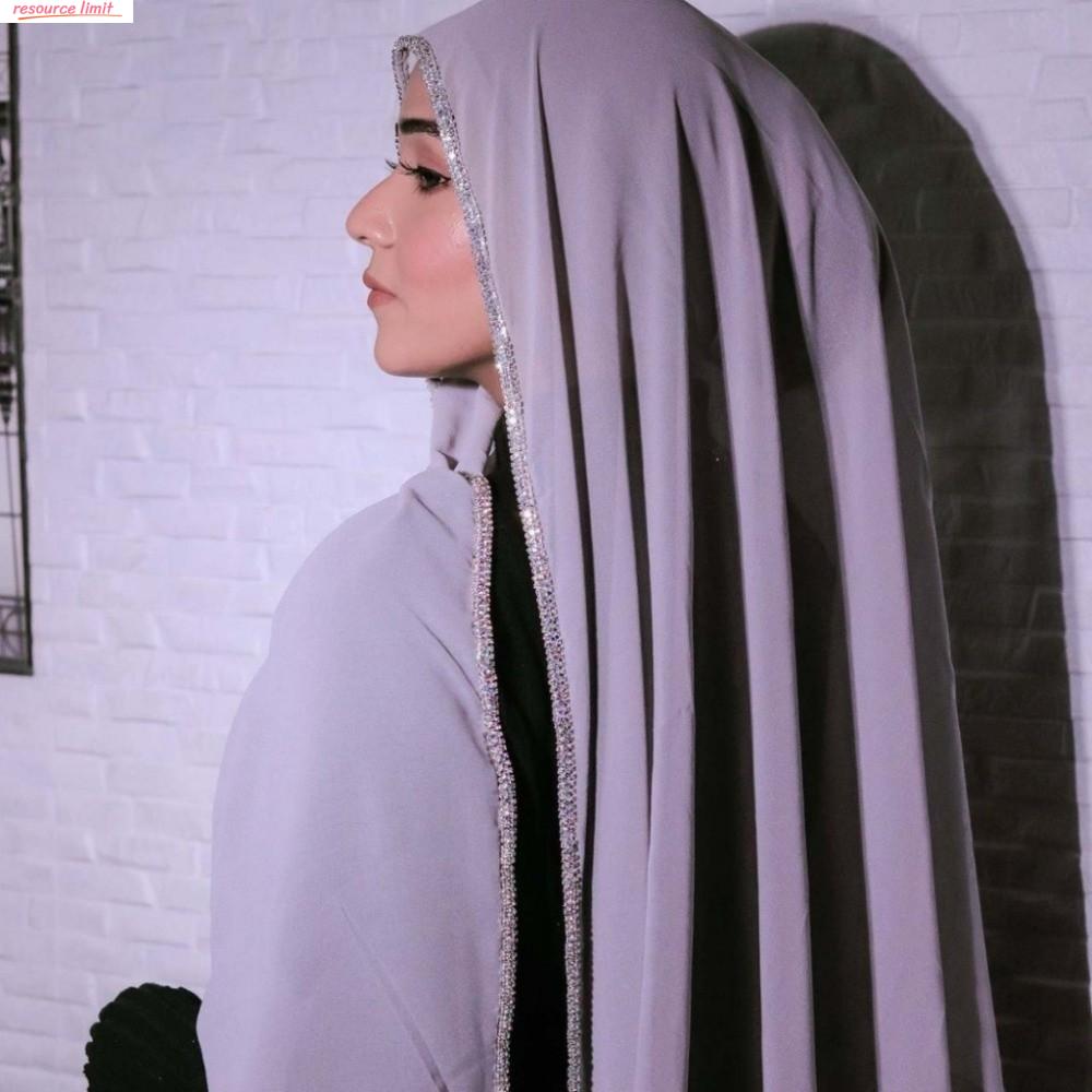 RESOURCE LIMIT ขอบประดับด้วยคริสตัล ผ้าพันคอสไตล์ชาติพันธุ์ ผ้าสีพื้น ระยิบระยับ ผ้าโพกหัวอิสลาม หรูหรา ยาว ผ้าคลุมไหล่ ผู้หญิง ราคา 171 บาท*ส่งฟรี