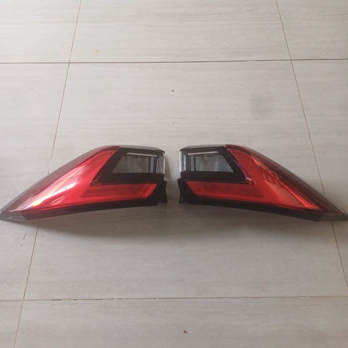 Stoplamp Lampu Belakang Toyota Yaris Cross 2023-2024 Original Baru - Kanan Harga 610,000 rupiah*Gratis Ongkir