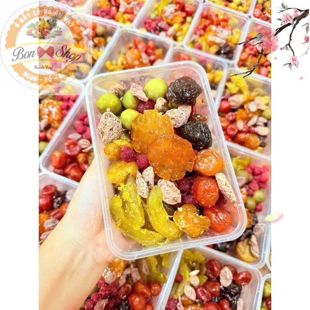 Ô Mai Mix Phố Cổ Hà Nội – Hộp 500gr đủ vị chua cay mặn ngọt kèm muối ô mai Ô mai tuổi thơ chuẩn vị xưa