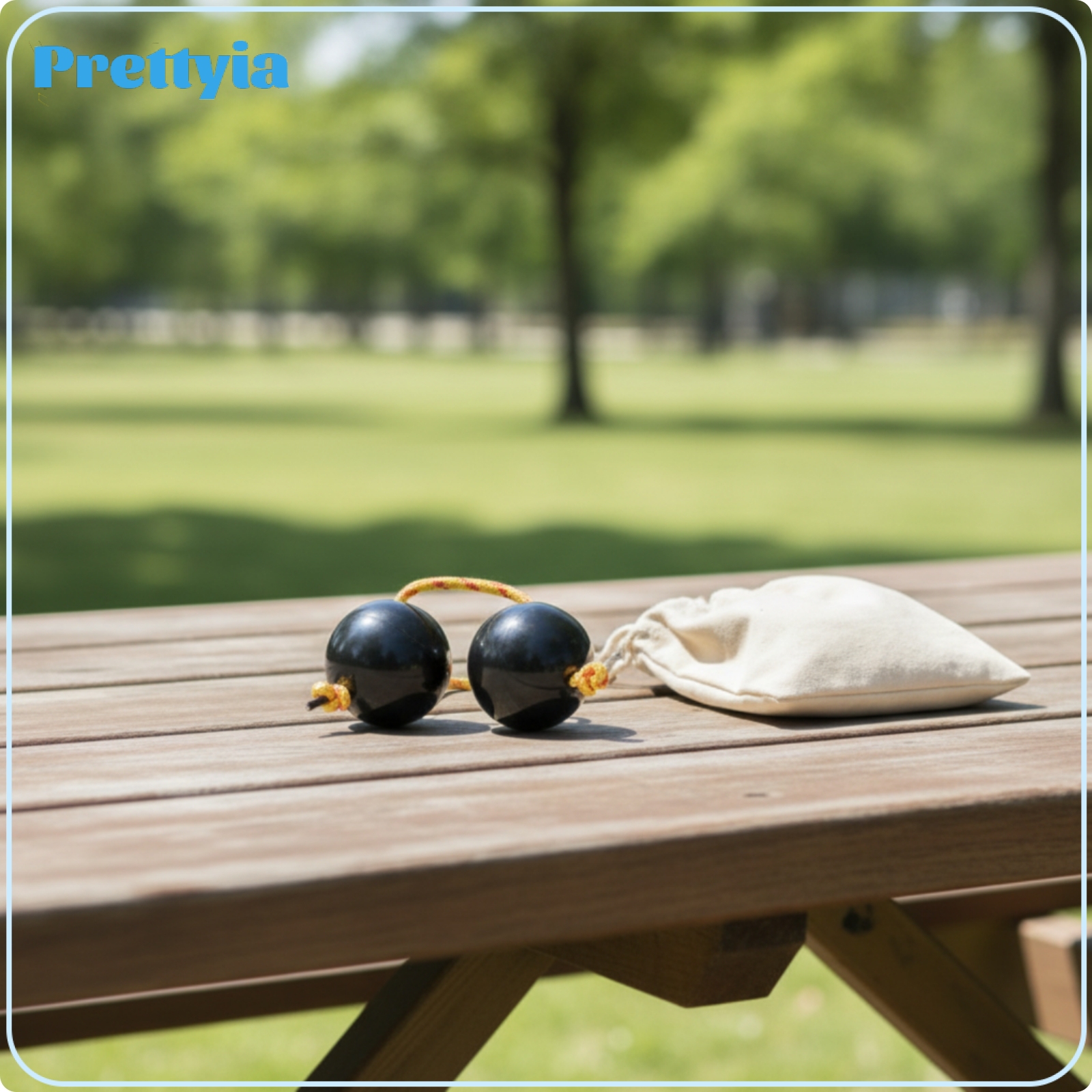 Prettyia Handheld Two-Ball Shaker Double Ball Shaker Glossy Plastic Black Tipped ราคา 608 บาท*ส่งฟรี