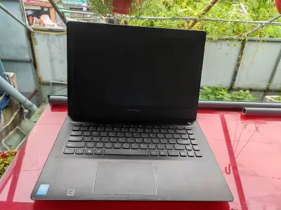 LAPTOP CŨ THIÊT KẾ MỎNG NHẸ LENOVO U41-70 CPU CORE I3-4030U RAM 4GB Ổ CỨNG SSD 120GB VGA INTEL HD GRAPHICS LCD 14.0'INCH