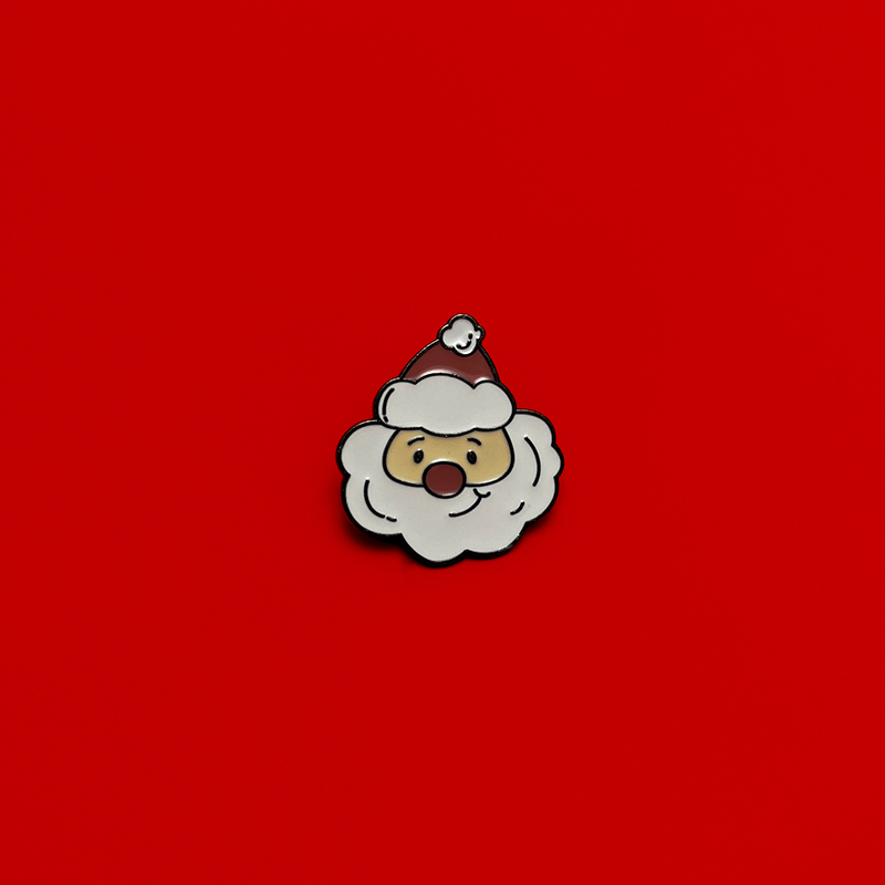 Kẹp cài áo hoạt hình ông già Noel dễ thương kẹp cài áo kim loại kẹp cài áo cá tính cho nữ phiên bản 