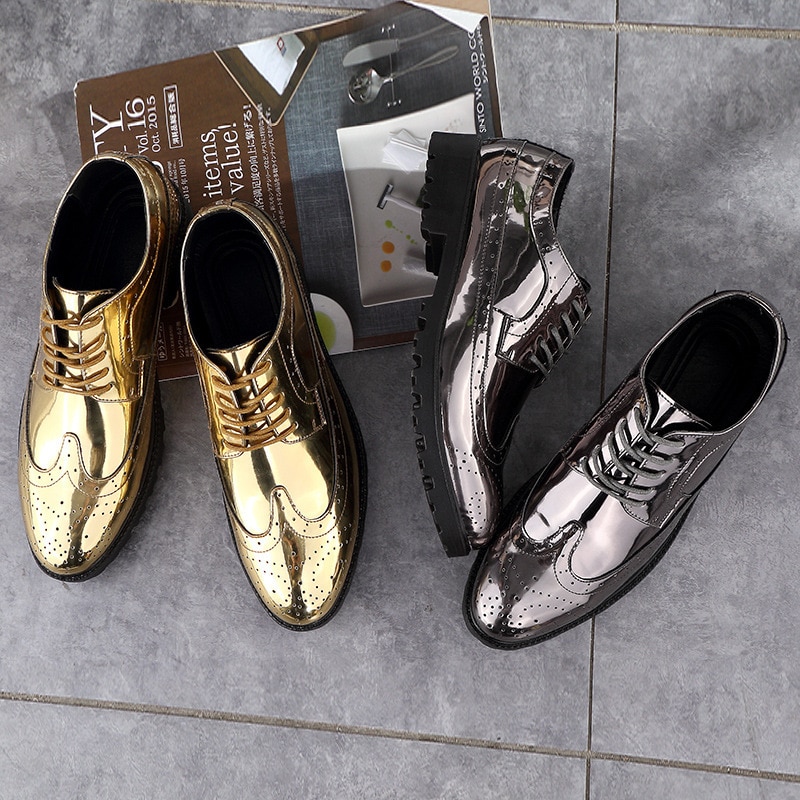 2021 Giày da đơn giản người đàn ông siêu sao Brogues Giày Da lịch sự cho bé Giày Oxford ren-up hombres bạc kích thước lớn 47 GHN