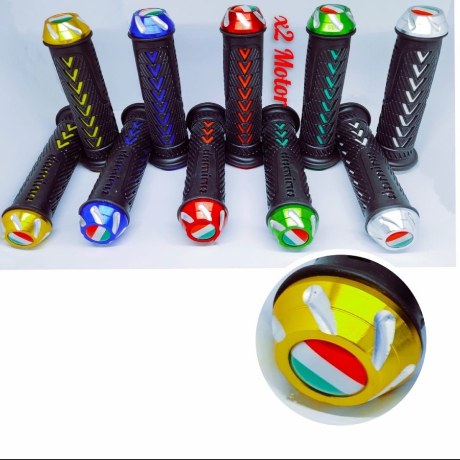 hangrip domino plus jalu italy motif panah universal/sarung gas motor Harga 24,999 rupiah*Gratis Ongkir