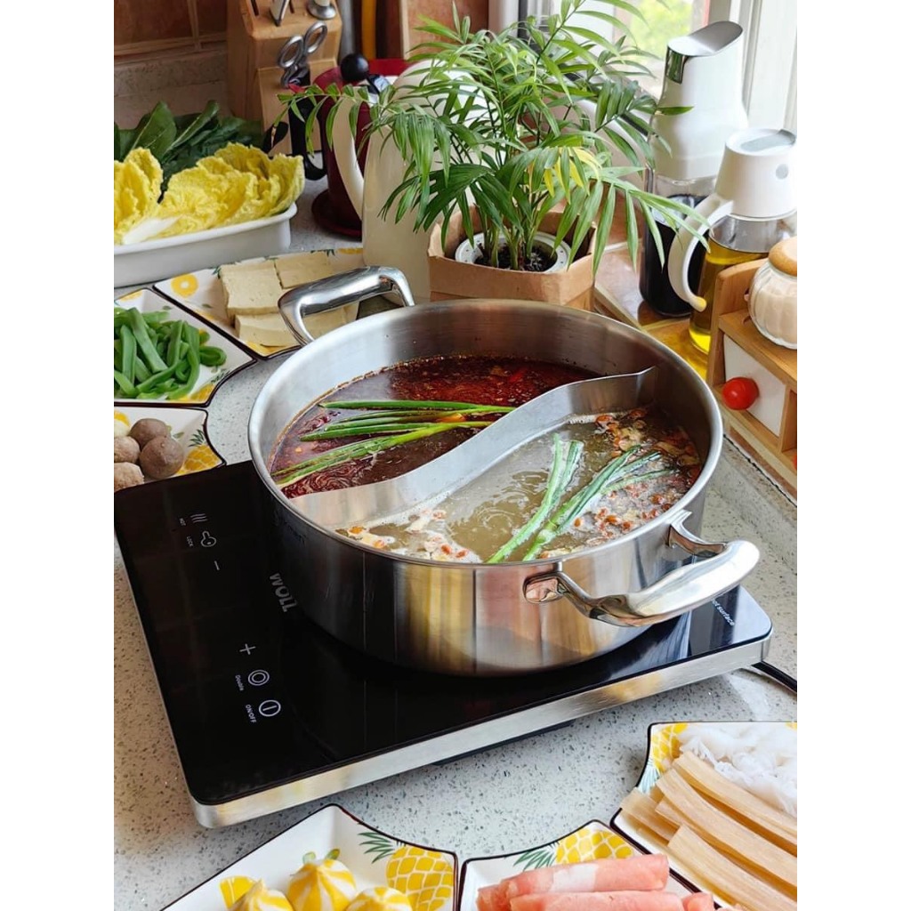 Nồi lẩu inox 2 ngăn Nồi inox chia ngăn đáy từ Chockmen size 30cm dày dặn