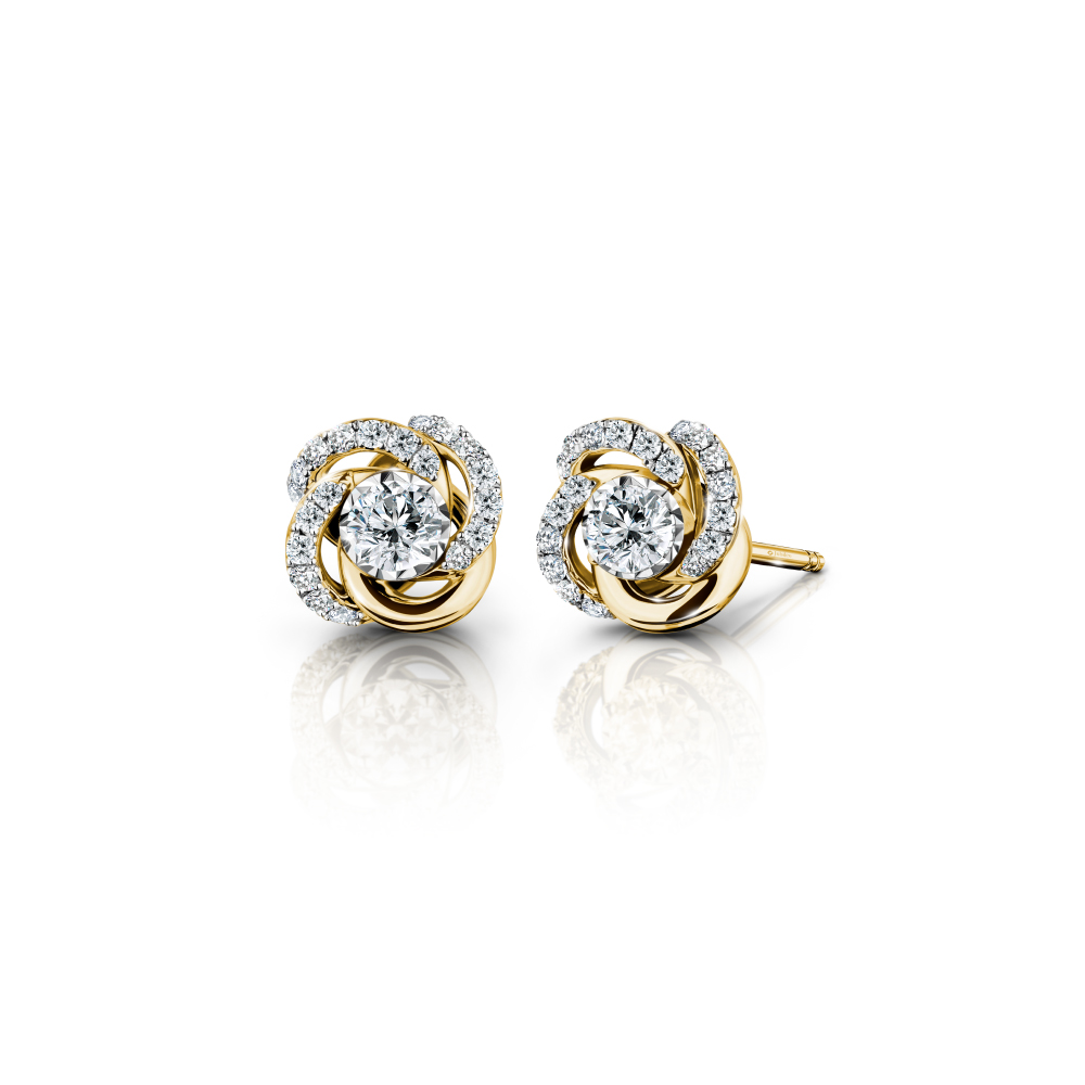Jubilee Diamond ต่างหูเพชร Blossom Stud Earrings เพชรแท้ เพชรน้ำ 99 ราคา 45,900 บาท*ส่งฟรี