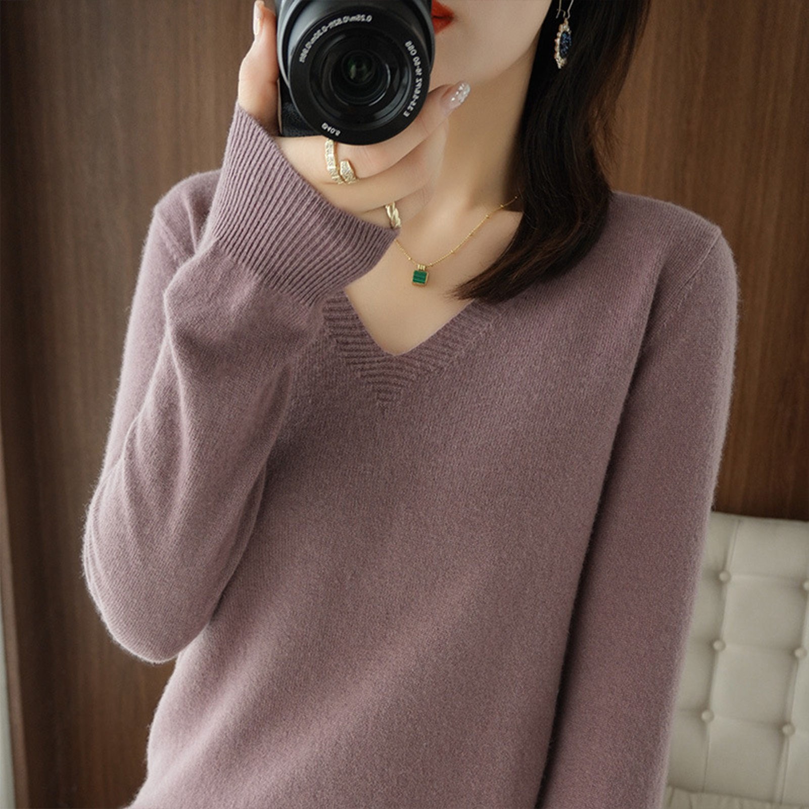 Áo len chui đầu nữ phong cách Hàn Quốc cổ chữ V Tay áo dài áo len phổ biến cho mùa xuân mùa thu