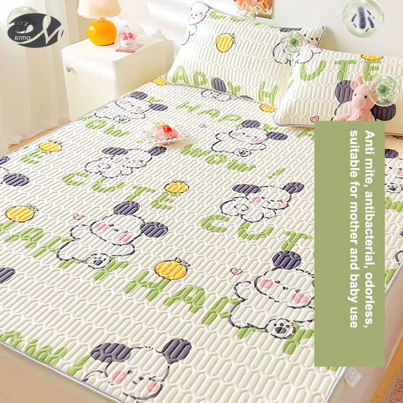 2024 new summer latex mat three-piece set ice silk mat machine washable single student dormitory ราคา 496 บาท*ส่งฟรี