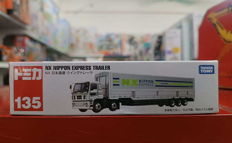 Xe mô hình TOMICA 135-4 NIPPON EXPRESS WING TRAILER