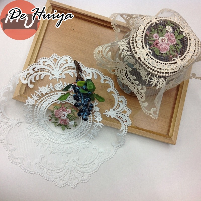 DEHUIYA Mulinhe 1ตารางที่มีมือเย็บปักถักร้อย placemat สไตล์ยุโรปลูกไม้แผ่นฉนวนเสื่อป้องกันน้ำร้อนลวกรถไฟเหาะตารางแผ่น VN ราคา 30 บาท*ส่งฟรี