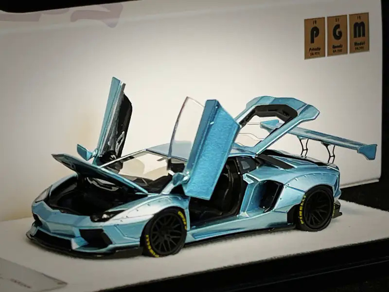 Mới cổ phiếu PGM 1:64 lbwk LP700-4 màu xanh băng Diecast mở hoàn toàn Cổ Phiếu trong bộ sưu tập 2024