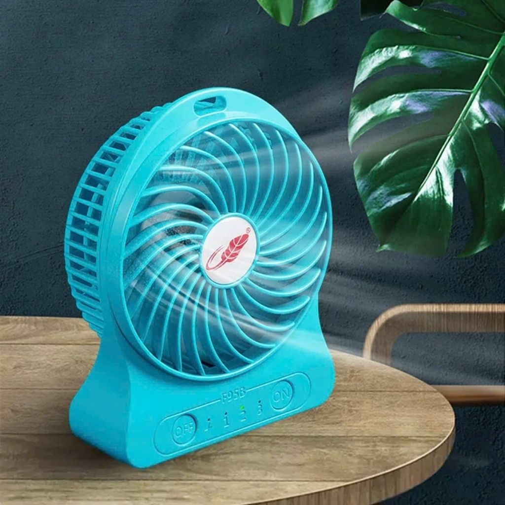 Quạt để bàn F95B mini cao cấp lực gió mạnh, pin 18650 tháo rời mang đi làm tiện lợi