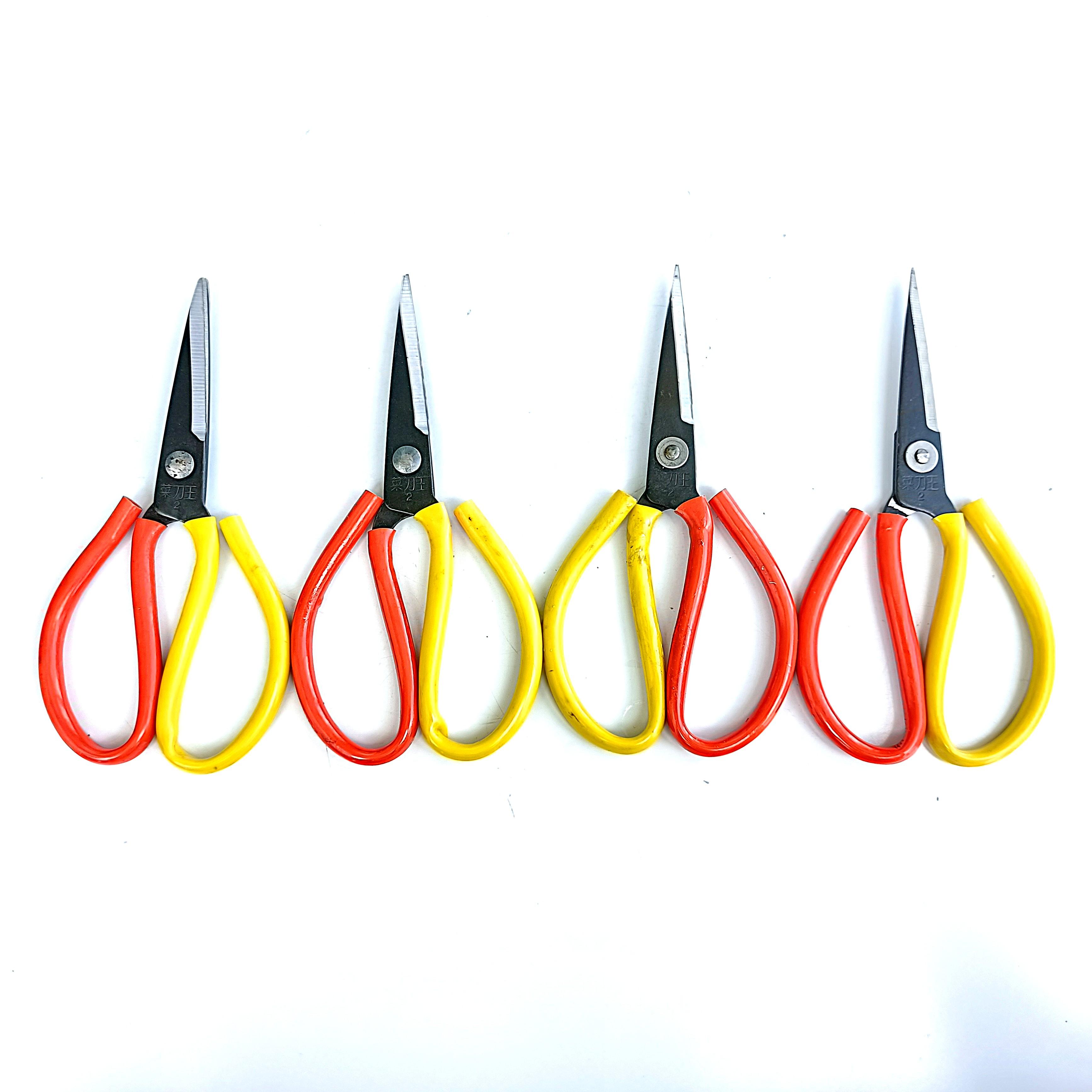 Combo 4 Kéo Cắt Đa Năng 18.5CM Cao Cấp, Lưỡi Thép Mài Bén, Tay Cầm Đỏ Vàng, Cắt Vải, Chỉ, Giấy, Gia Dụng Bền Đẹp