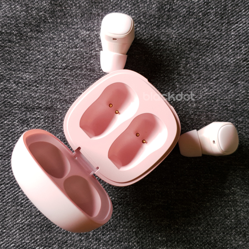 Blackdot Pro Wireless Earbuds With 7 Hrs Music, High Bass, High Audio Quality, One Touch Control & IPX6 Waterproof Singapore