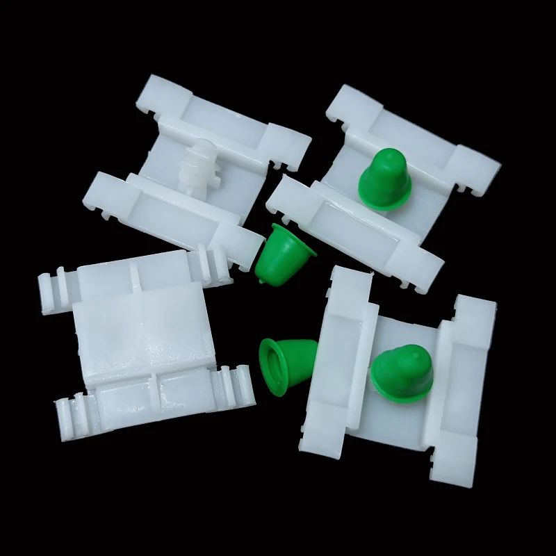 20 Moulding Clip Nylon Retainer With Rubber Boot 51 13 8 166 675 For 20 Moulding Clip Nylon Retainer With Rubber Boot 51 13 8 166 675 For