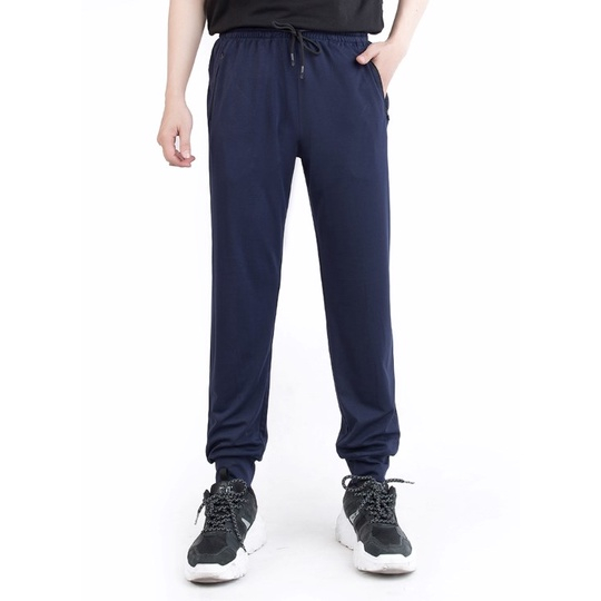 Loose-Fitting Elastic Pants Come in Large Sizes. - 3