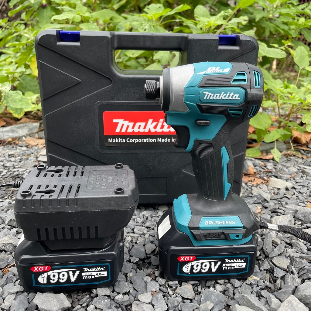 Máy Chuyên Vít MAKITA TD173 bằng pin makita chân phổ thông