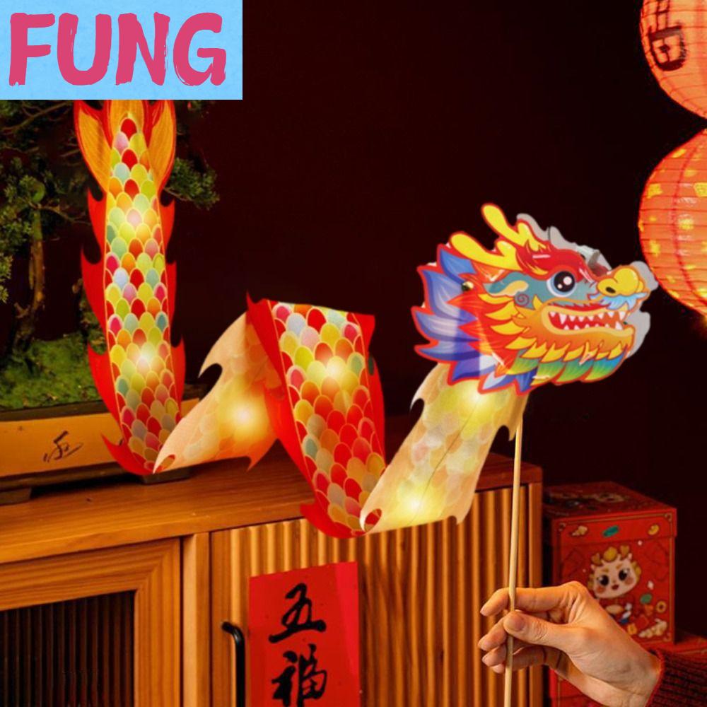 FUNG กระดาษ โคมไฟเต้นรำมังกรกลางฤดูใบไม้ร่วง กระพือปีก เรืองแสง โคมไฟมังกรแบบจีนดั้งเดิม แบบพกพา ทำมือ โคมไฟมือถือ เทศกาลฤดูใบไม้ผลิ ราคา 138 บาท*ส่งฟรี