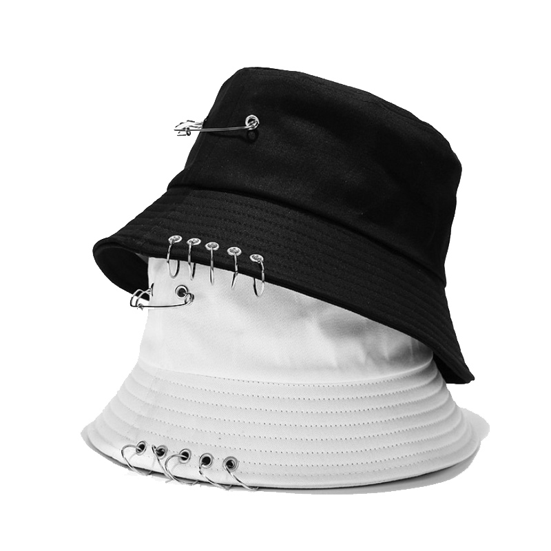 black hat with rings