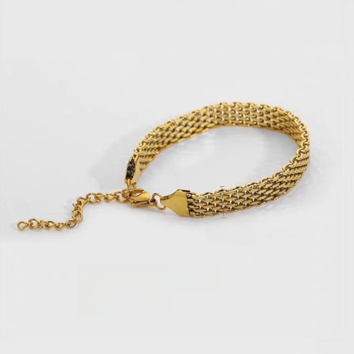 Hand Chain Bracelet in Golden Colour 100 % Stainless Steel for Girls/Ladies/Women