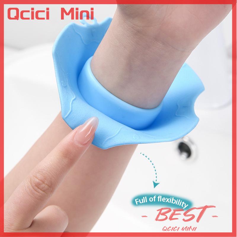 Qcici 1 cặp rửa mặt Spa cổ tay xem ban nhạc hoa hình dạng Silicone rắn màu không thấm nước dây đeo cổ tay Headband đầu bọc