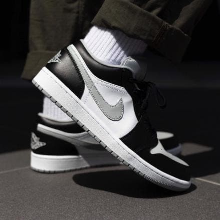 aj1 smoke grey low